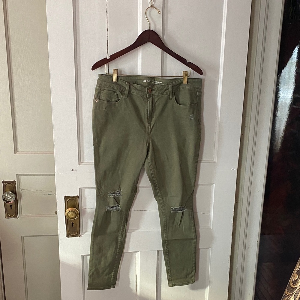 Old Navy Women's Skinny Jeans in Olive Green